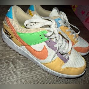 Nike Dunk Low SE Sneakers – Multi-Color Canvas – Men’s 8/Women’s 9.5 – Worn Once